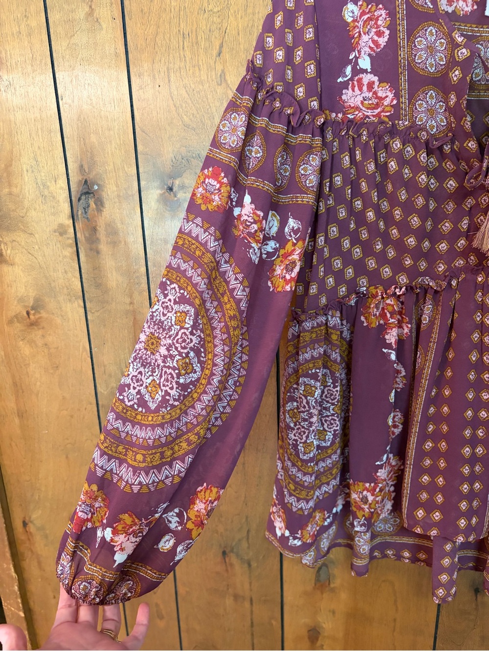 Knox Rose Plum Floral Boho Peasant Tunic - Picture 3 of 6